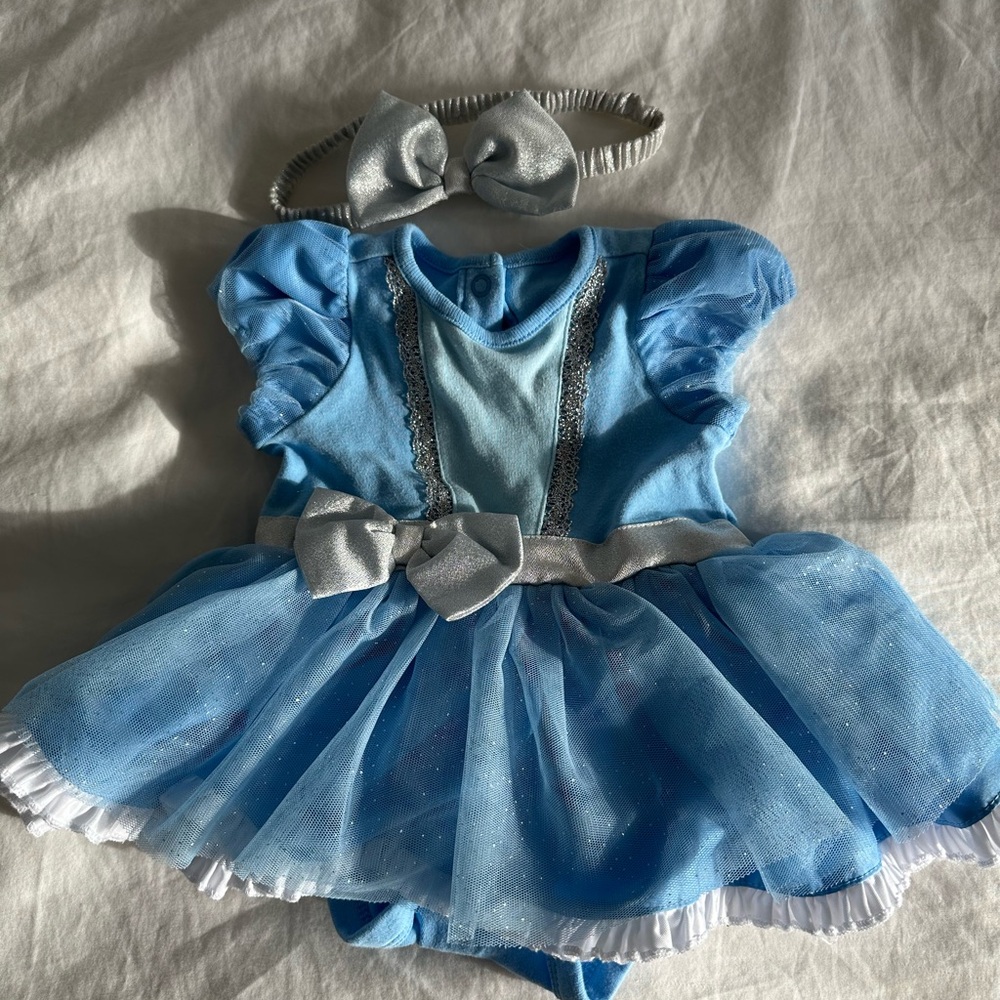 3-6 month baby girl Cinderella outfit with bow